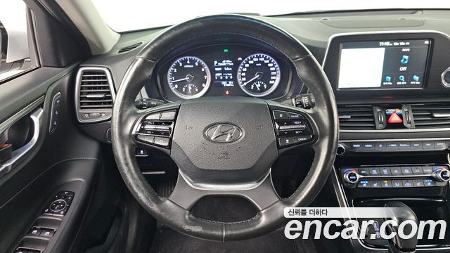 Hyundai Grandeur 2017 — photo 19