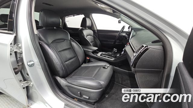 Hyundai Grandeur 2017 — photo 16