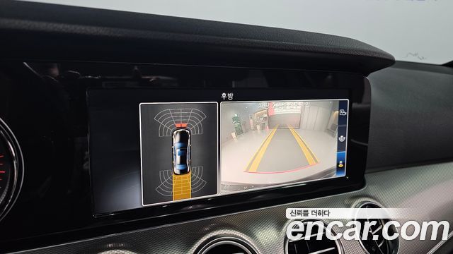 Mercedes-Benz E-Class 2019 — photo 20