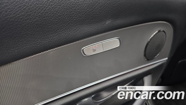 Mercedes-Benz E-Class 2019 — photo 29
