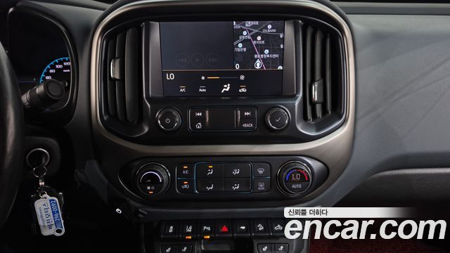 Chevrolet Korea Colorado 2022 — photo 18