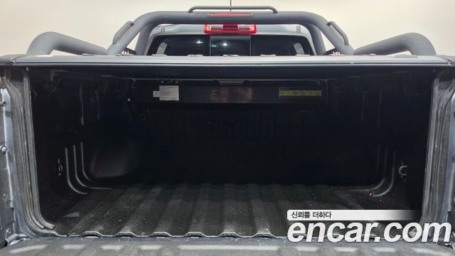 Chevrolet Korea Colorado 2022 — photo 23