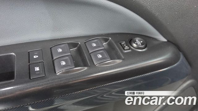 Chevrolet Korea Colorado 2022 — photo 29