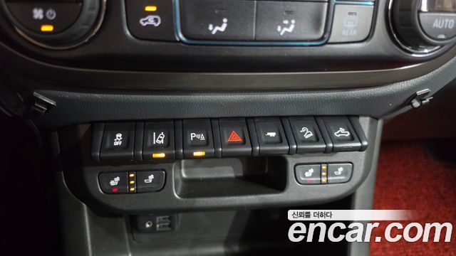 Chevrolet Korea Colorado 2022 — photo 30