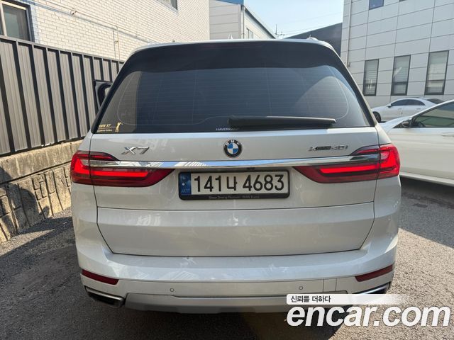 BMW X7 2022 — photo 4