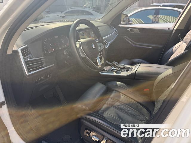 BMW X7 2022 — photo 9