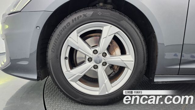 Audi A6 2020 — photo 5