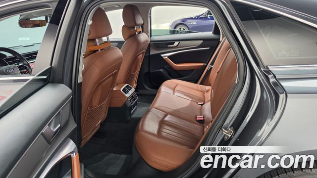 Audi A6 2020 — photo 12