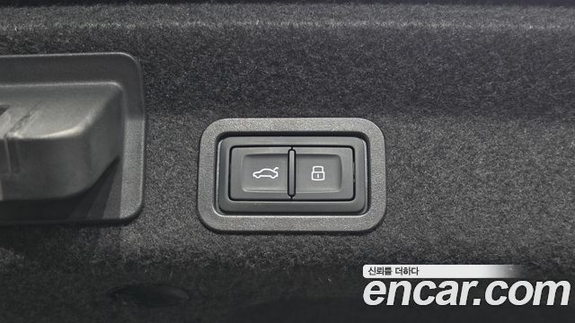 Audi A6 2020 — photo 17