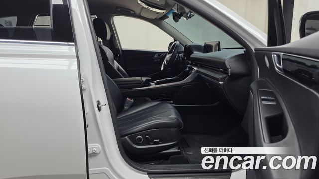 Genesis GV80 2022 — photo 16