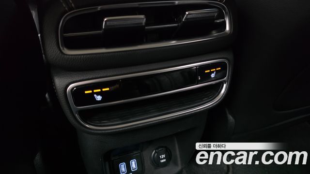 Genesis GV80 2022 — photo 27