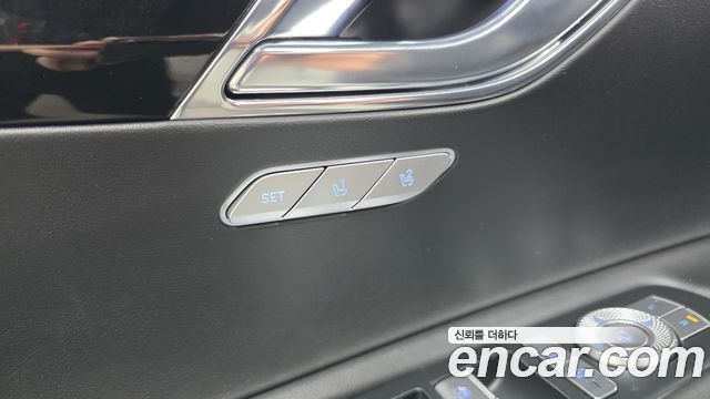 Genesis GV80 2022 — photo 29