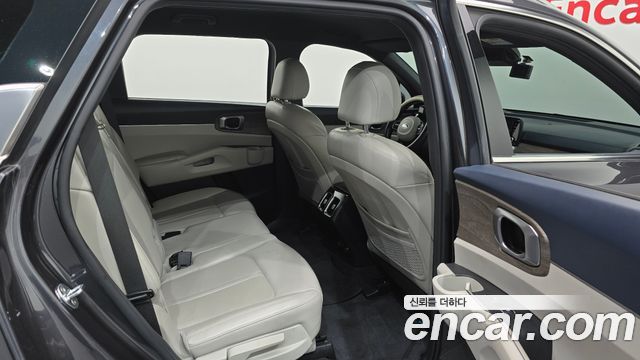 Kia Sorento 2021 — photo 11