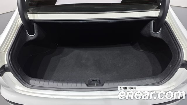 Hyundai Grandeur 2024 — photo 24
