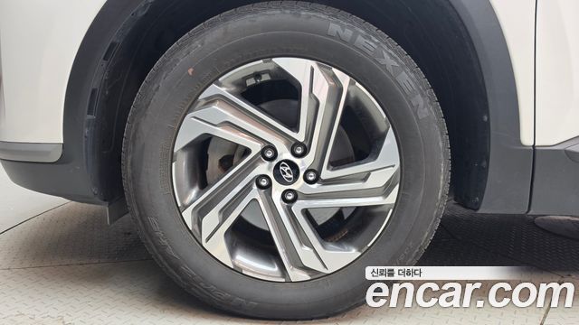 Hyundai Santafe 2023 — photo 5