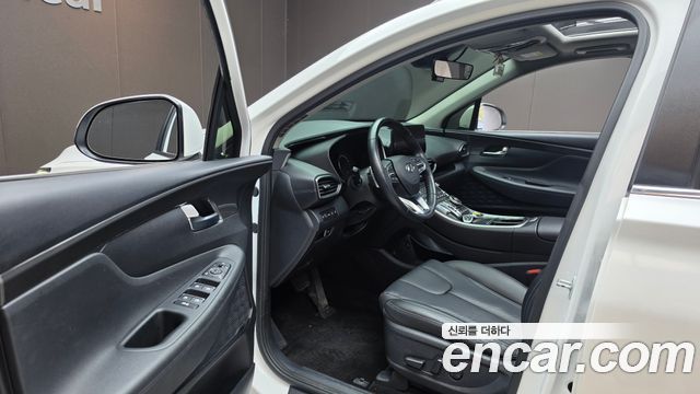 Hyundai Santafe 2023 — photo 13