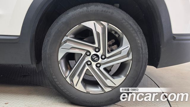 Hyundai Santafe 2023 — photo 7