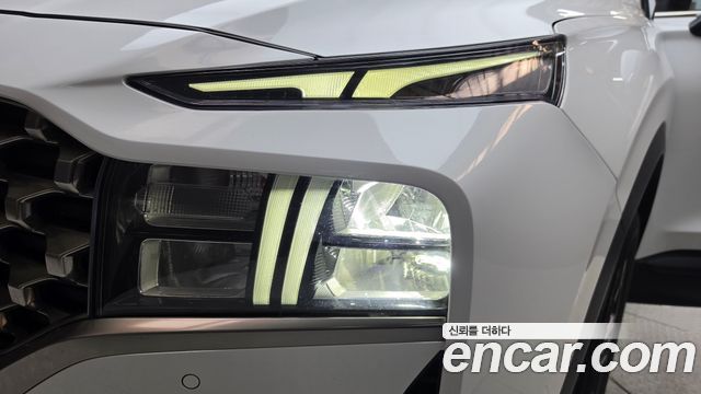 Hyundai Santafe 2023 — photo 8