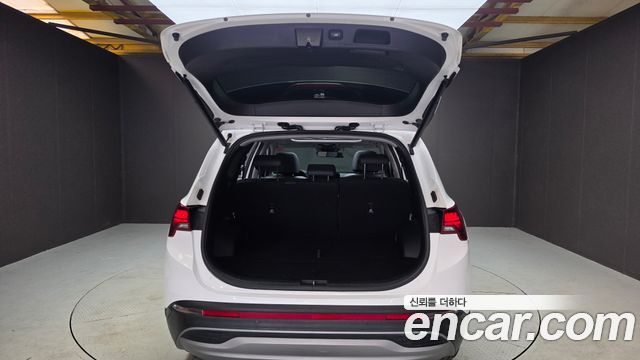 Hyundai Santafe 2023 — photo 35