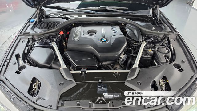 BMW 5-Series 2018 — photo 6