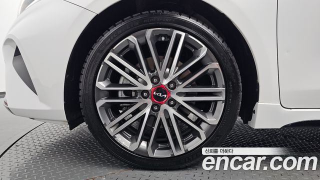 Kia K3 2024 — photo 5
