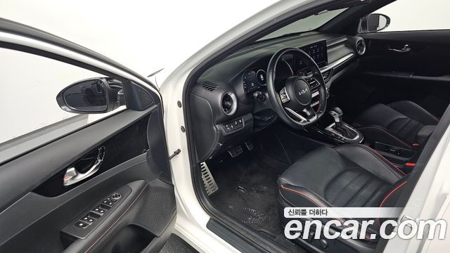 Kia K3 2024 — photo 13