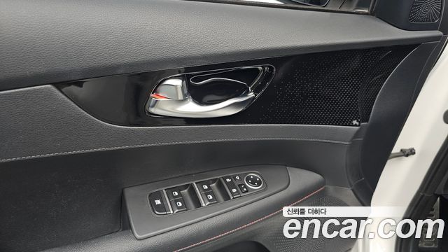 Kia K3 2024 — photo 22