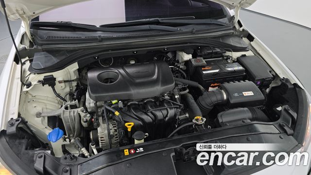 Hyundai AVANTE 2018 — photo 6