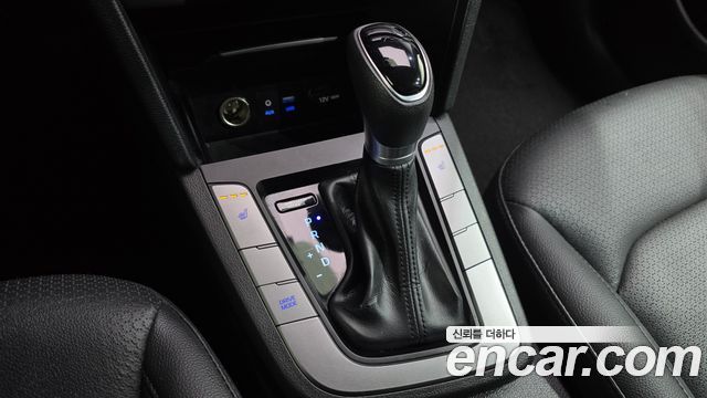 Hyundai AVANTE 2018 — photo 9