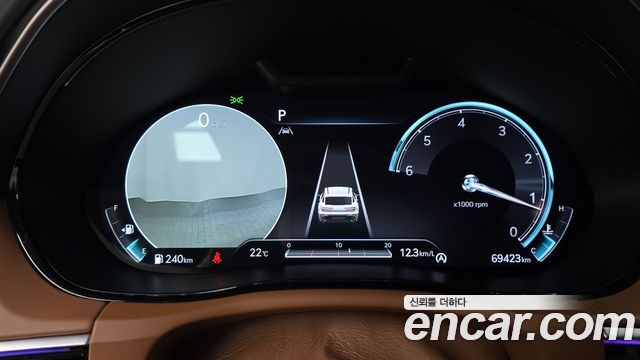 Genesis GV70 2021 — photo 11
