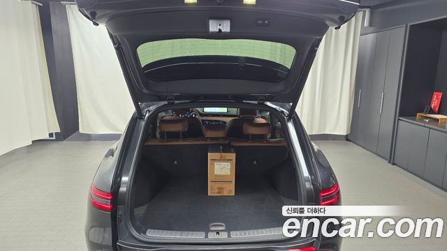 Genesis GV70 2021 — photo 31