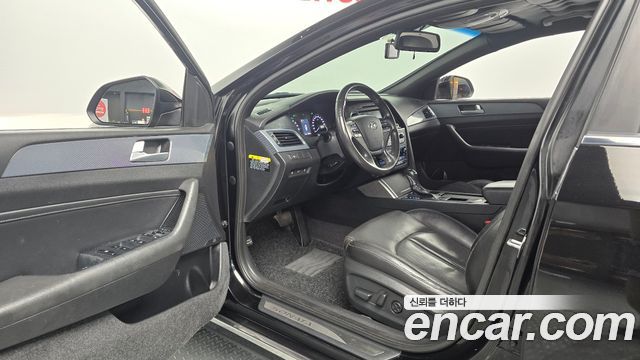 Hyundai Sonata 2016 — photo 13