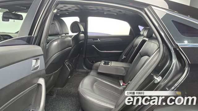 Hyundai Sonata 2016 — photo 17