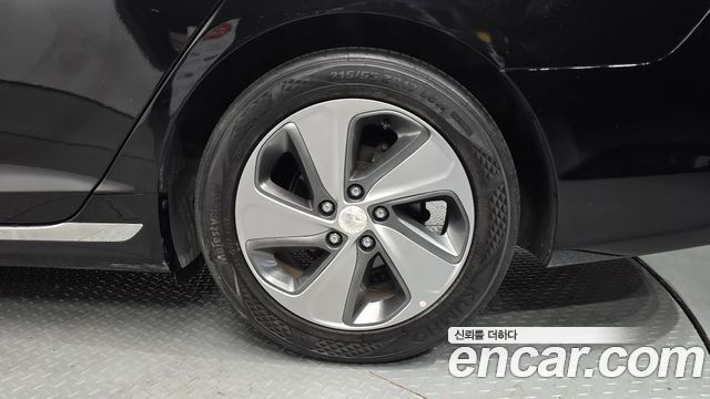 Hyundai Sonata 2016 — photo 7