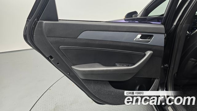 Hyundai Sonata 2016 — photo 15