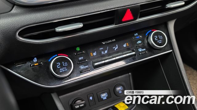 Hyundai Sonata 2020 — photo 28