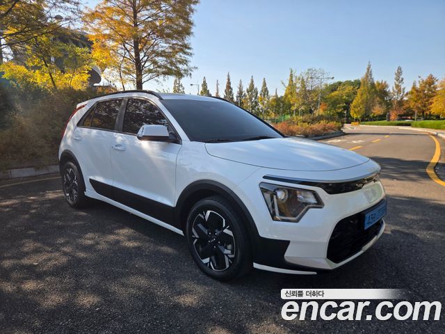 Kia Niro 2023 — photo 6