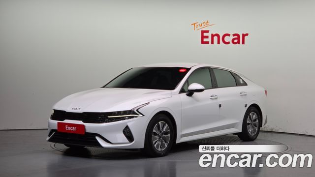 Kia K5 2023 — photo 1