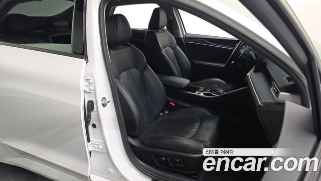 Kia K5 2023 — photo 11