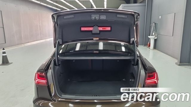 Audi A6 2018 — photo 14