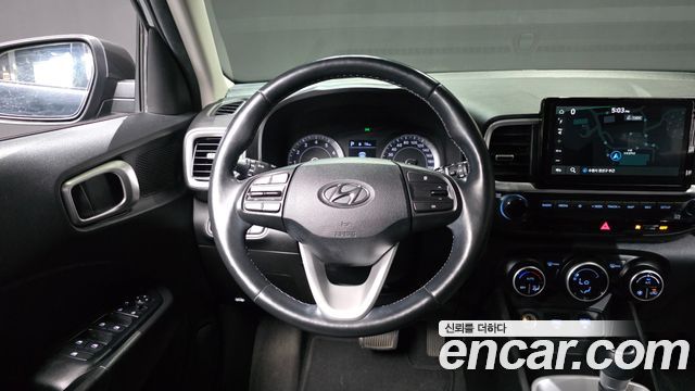 Hyundai Venue 2021 — photo 19