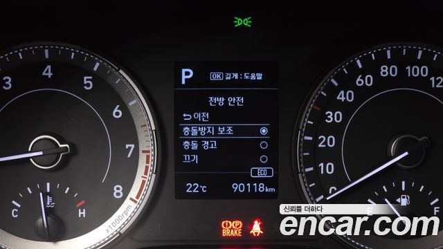 Hyundai Venue 2021 — photo 24