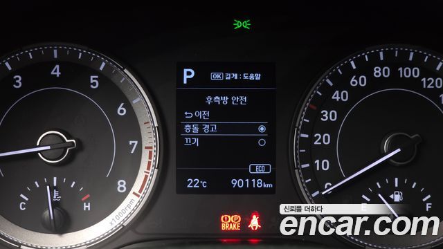 Hyundai Venue 2021 — photo 25