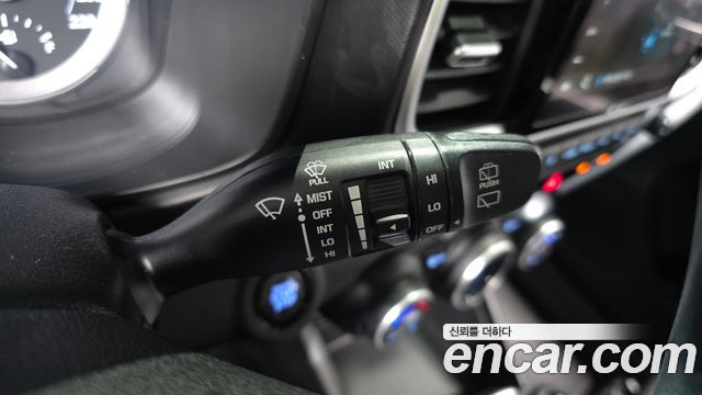 Hyundai Venue 2021 — photo 29