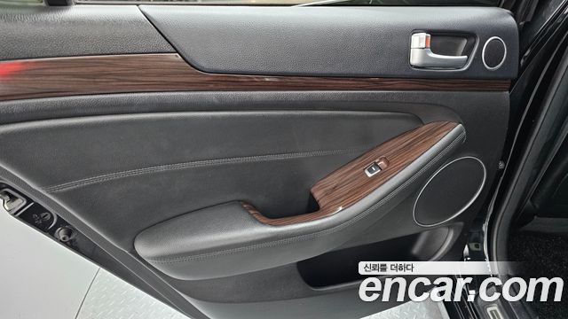 Kia K7 2015 — photo 15