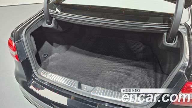Kia K7 2015 — photo 32