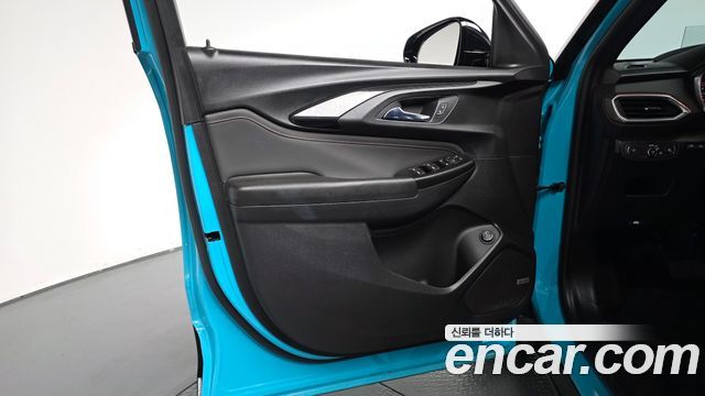 Chevrolet Korea Trailblazer 2021 — photo 14