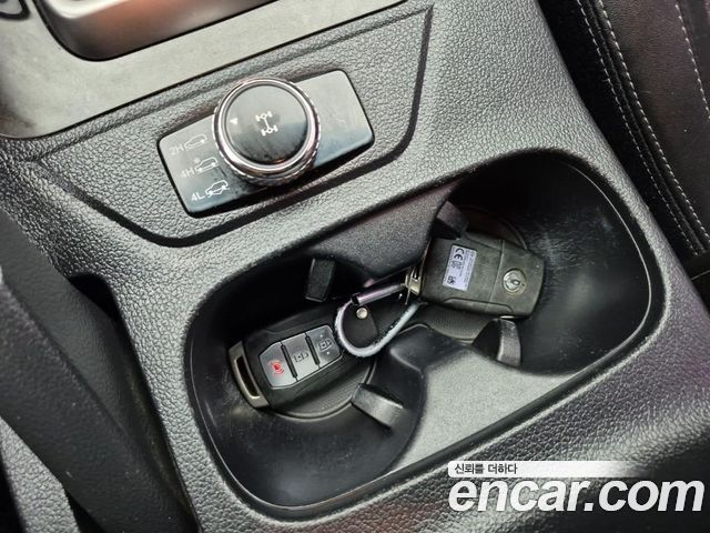 KG Mobility Rexton 2018 — photo 16