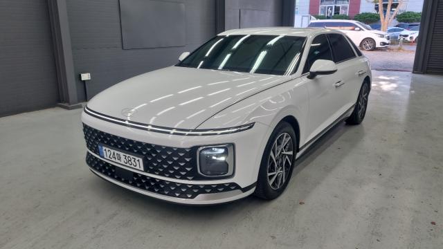 Hyundai Grandeur 2023 — photo 1