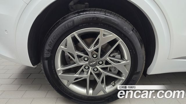 Genesis GV70 2023 — photo 5
